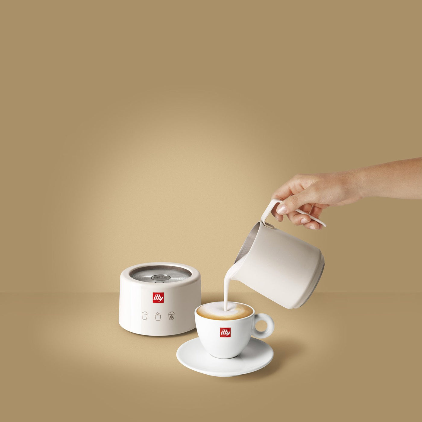 Milk frother illy by Piero Lissoni I love coffee